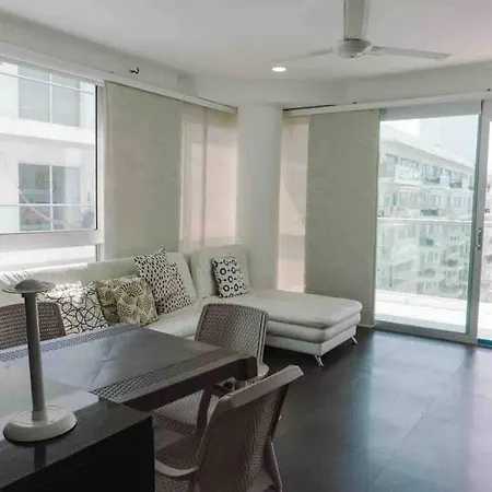 Este Apartamento No Esta En Renta Apartment