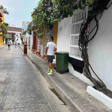Este Apartamento No Esta En Renta * Cartagena